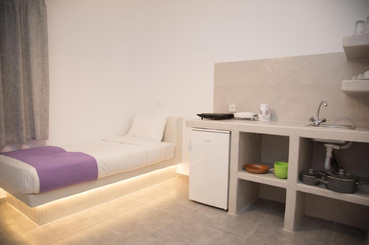 Markakis Studios Fira Town Luaran gambar